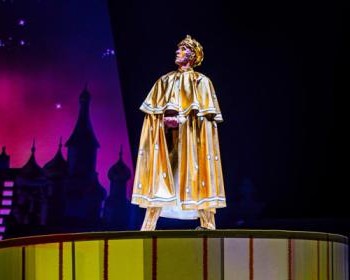 Виртуальный диалог с гением: на сайте циркового спектакля запустили чат с ИИ-аватаром поэта